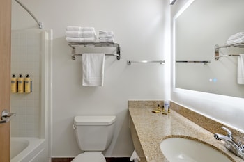 Suite, 2 Queen Beds, Non Smoking, Refrigerator & Microwave