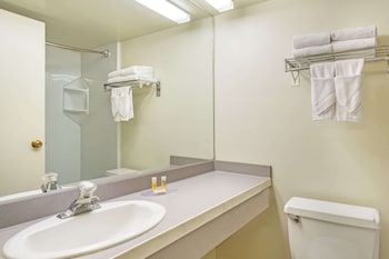 Studio Suite, 1 King Bed, Non Smoking