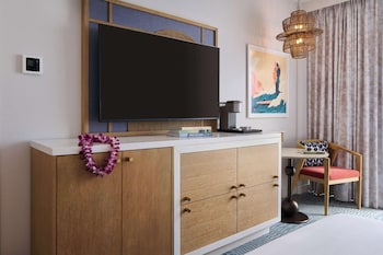 Room, 2 Double Beds (Waikiki View)