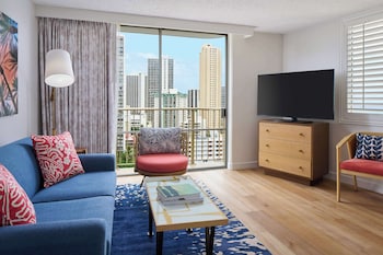 Suite, 2 Bedrooms (1 Bath)