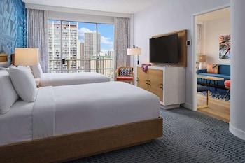 Suite, 2 Bedrooms, Partial Ocean View (1 Bath)
