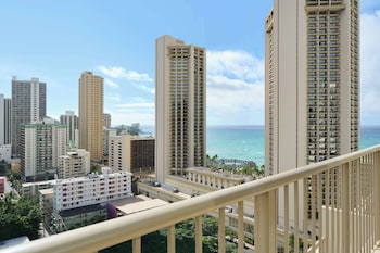 Suite, Multiple Beds, Partial Ocean View (2 Double Beds)