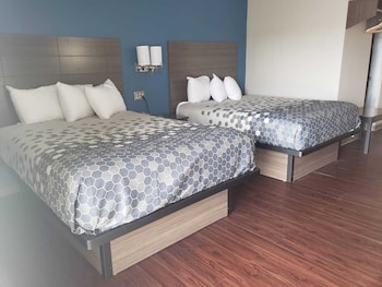 Room, 2 Queen Beds, Non Smoking