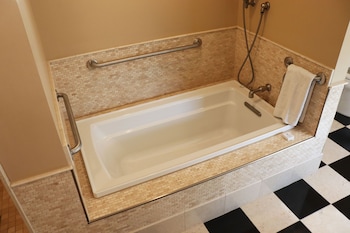 ADA Langdon Loft King
