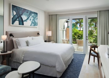 Room, 1 King Bed with Sofa bed