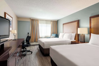 Room, 2 Queen Beds, Accessible, Non Smoking (Mobility)
