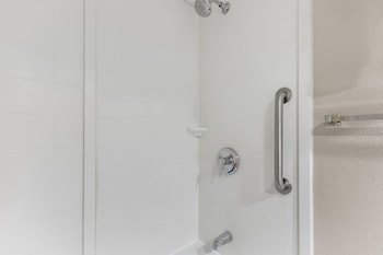 Standard Room, 1 King Bed, Non Smoking, Refrigerator & Microwave