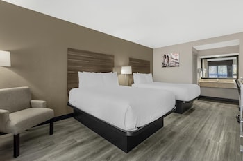 Standard Room, 2 Queen Beds, Non Smoking, Refrigerator & Microwave (Pet Friendly)