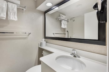 Standard Room, 2 Queen Beds, Non Smoking, Refrigerator & Microwave