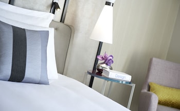 Executive Room, 1 Queen Bed