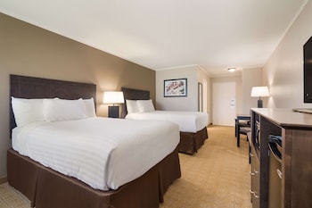 Standard Room, 2 Double Beds, Non Smoking, Refrigerator
