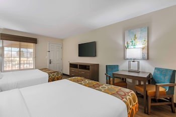 Standard Room, 2 Queen Beds, Non Smoking, Refrigerator & Microwave