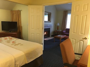 Loft, Multiple Beds, Non Smoking (Two-Bedroom Loft Suite)