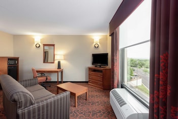 One king mini suite non smoking