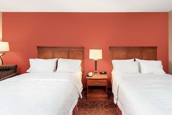 Two queen beds non smoking