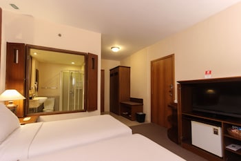Boutique Room