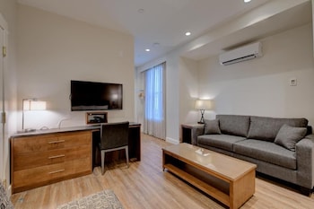 Studio, 1 King Bed