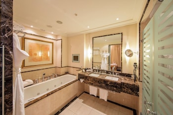 Presidential Suite, Sea View