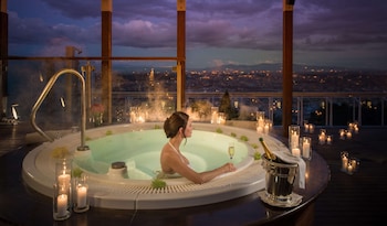 Signature Suite, 1 King Bed (Planetarium Suite, Spa/Lounge Access)