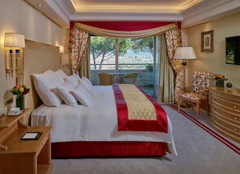 Premium Suite, 1 King Bed, Business Lounge Access (Rome View)