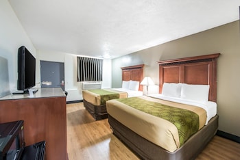 Standard Room, 2 Queen Beds, Non Smoking