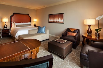 Deluxe Room, 1 King Bed