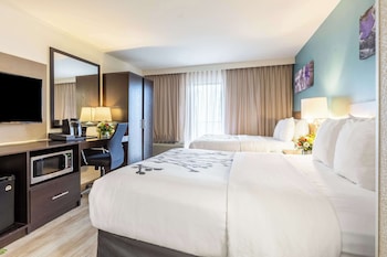 Room, 2 Double Beds (Gulf View)