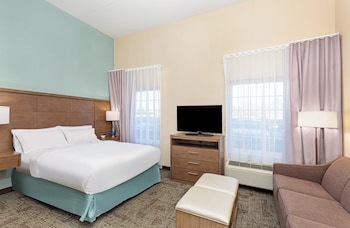 Studio Suite, Accessible (Communications)