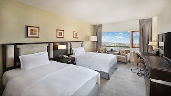 Premium Suite, 1 King Bed (Ambassador)