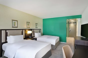 Premium Suite, 1 King Bed (Ambassador)