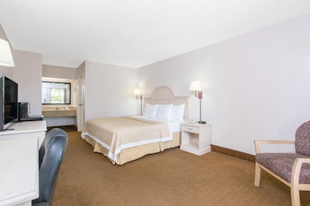 Room, 1 King Bed, Non Smoking