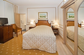 Executive Single Room
