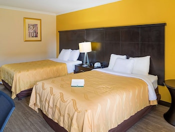 Standard Room, 2 Double Beds, Non Smoking