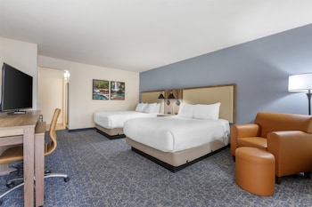 Suite, Multiple Beds, Non Smoking, Refrigerator & Microwave