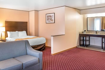 Suite, Multiple Beds, Accessible, Non Smoking