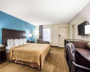 Business Room, 1 King Bed, Smoking