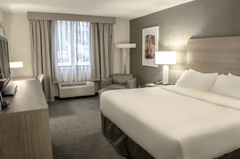 Standard Room, 1 King Bed