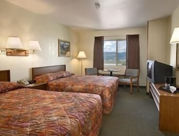 Standard Room, 2 Queen Beds, Smoking