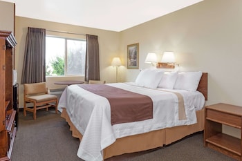Standard Room, 1 King Bed