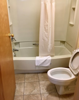 Suite, 1 King Bed with Sofa bed, Non Smoking
