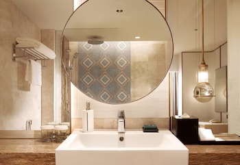 Twin Deluxe Room