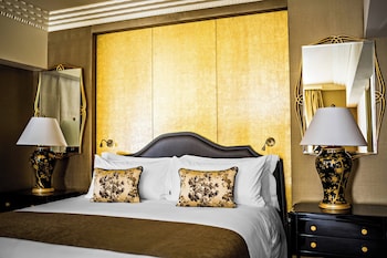 Suite Or