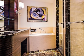 Mosaic Suite Terrace
