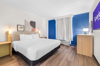 Room, 1 King Bed, Accessible (Hearing)