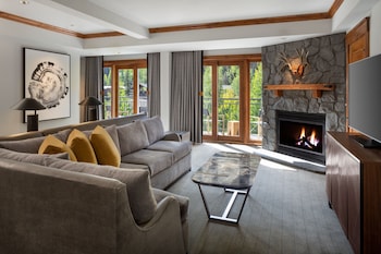 1-bedroom Timberline Suite