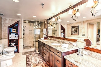 4-Bedroom Penthouse, Mountain view
