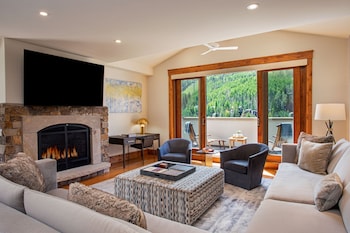 Suite, 3 Bedrooms, Non Smoking