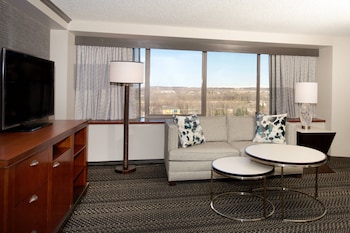 Junior Suite, 1 King Bed with Sofa bed