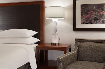 Deluxe Room, 1 King Bed