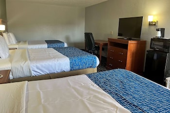 Room, Multiple Beds, Non Smoking